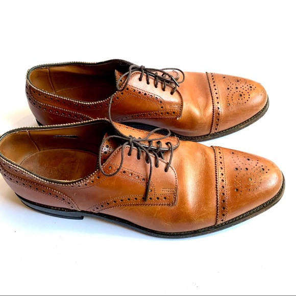 light tan wingtip shoes